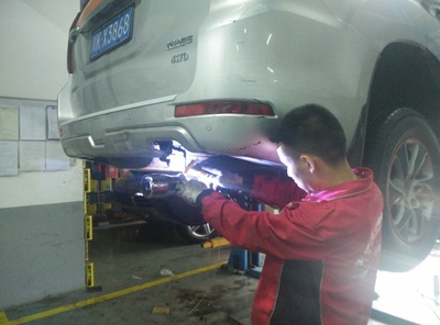 長城哈弗H9安裝臺灣龍卷風(fēng)渦流動力節(jié)油升級系統(tǒng)收工!真正讓您實(shí)現(xiàn),2.0的車擁有2.4的動力卻只用1.8的油耗! - 天澤汽車服務(wù)連鎖 - 美容裝飾服務(wù) - 風(fēng)行天下